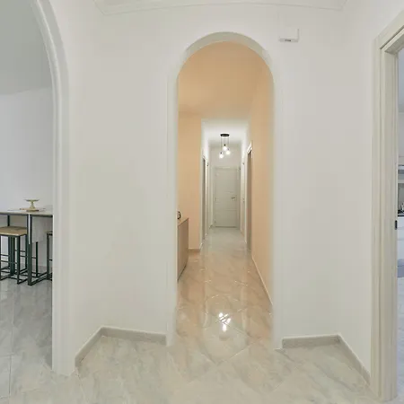 فندق مبيت وإفطار Dimora Nova 4*
